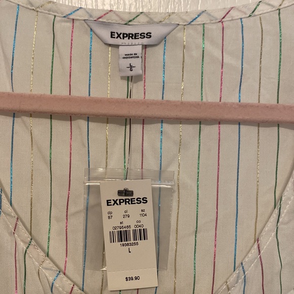 NWT- EXPRESS METALLIC STRIPED TOP - Picture 4 of 7